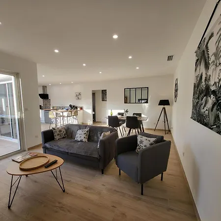 Tatil Evi La Grange D'augustin *